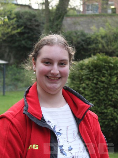 Jugendschatzmeisterin: Emily Zimmermann